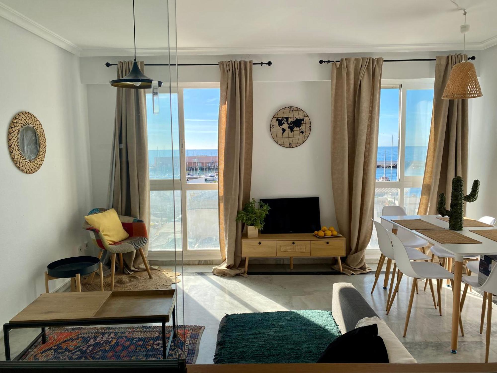 Apartamento Seafront In Marbella With Pool And Garage Exterior foto
