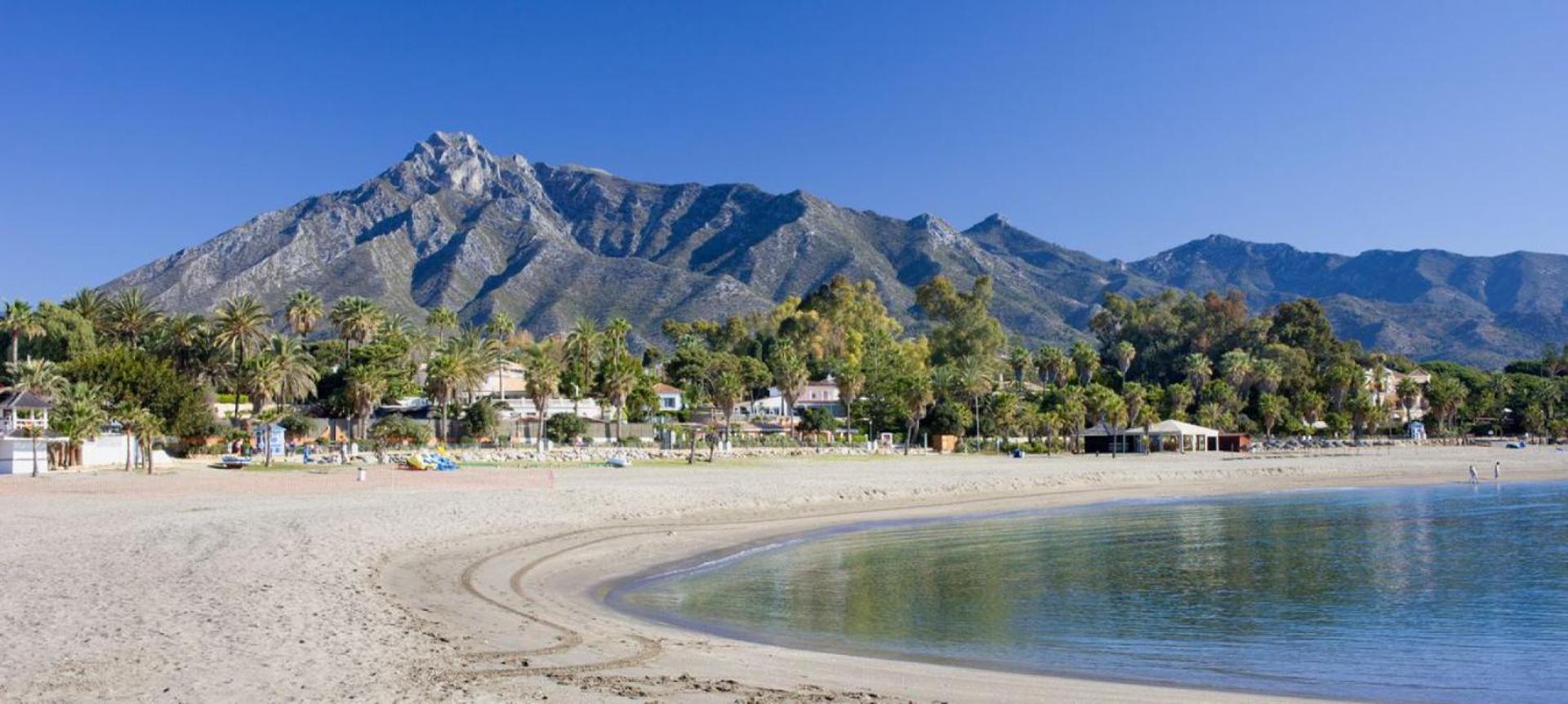 Apartamento Seafront In Marbella With Pool And Garage Exterior foto