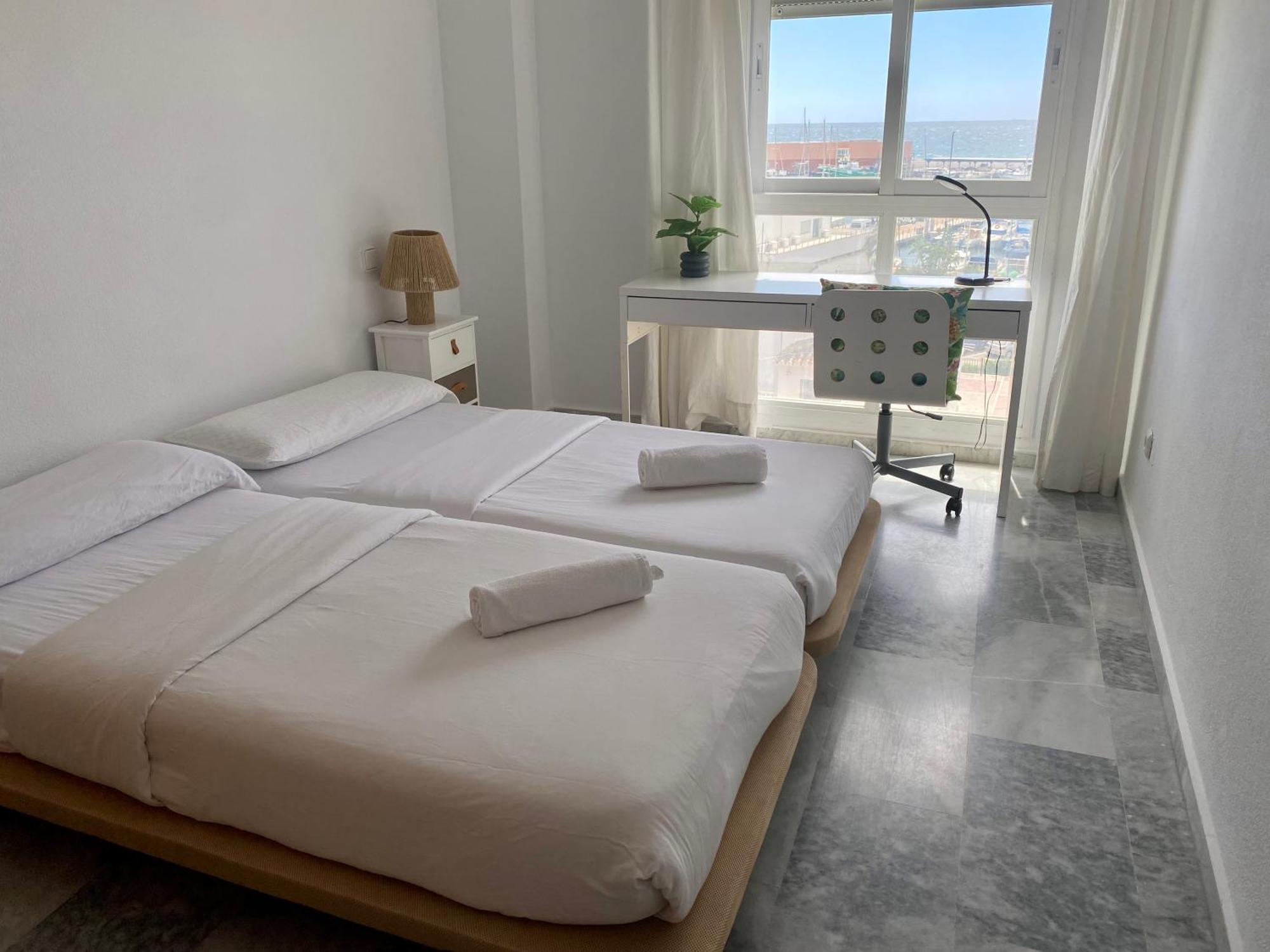 Apartamento Seafront In Marbella With Pool And Garage Exterior foto