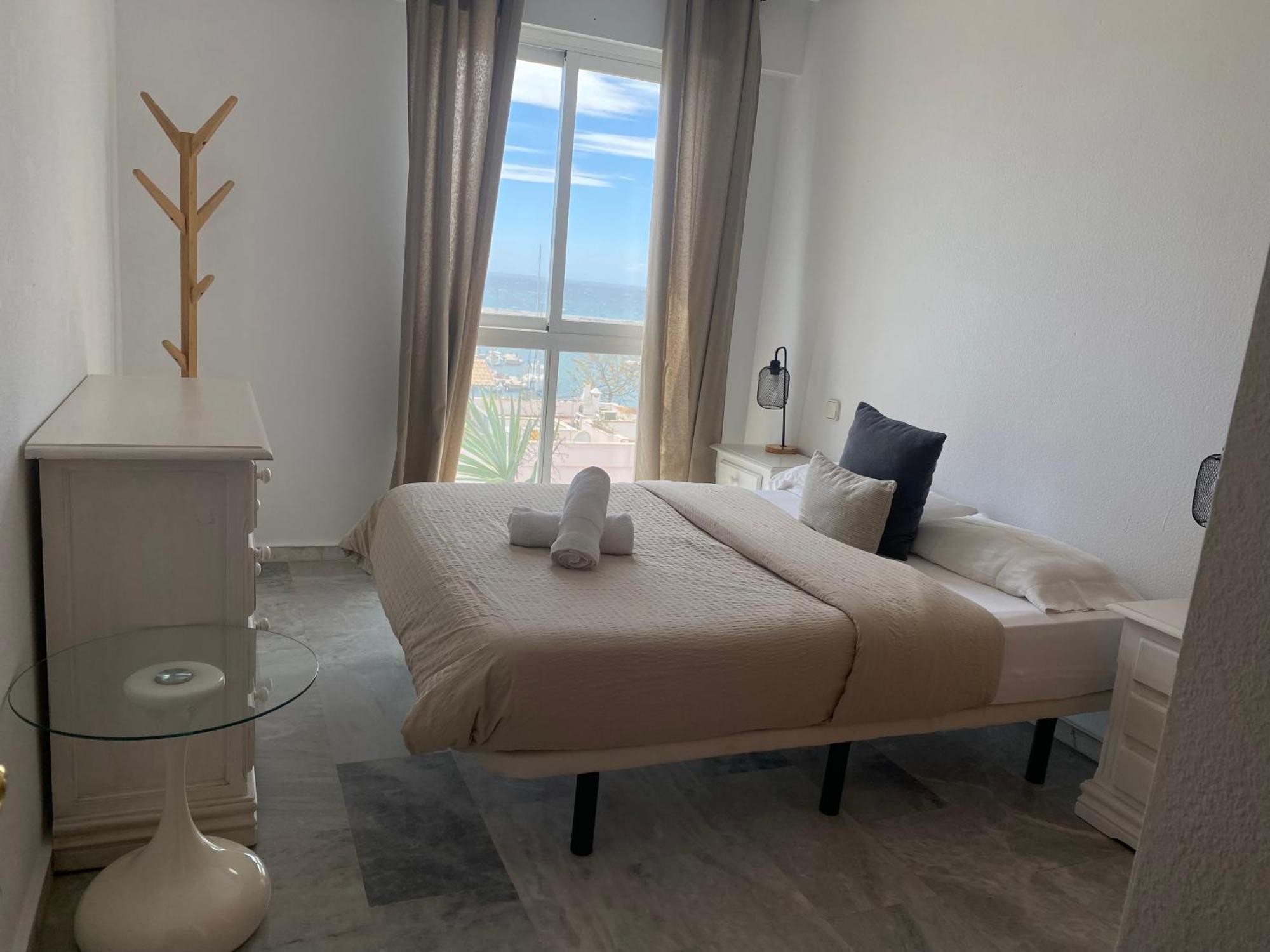 Apartamento Seafront In Marbella With Pool And Garage Exterior foto