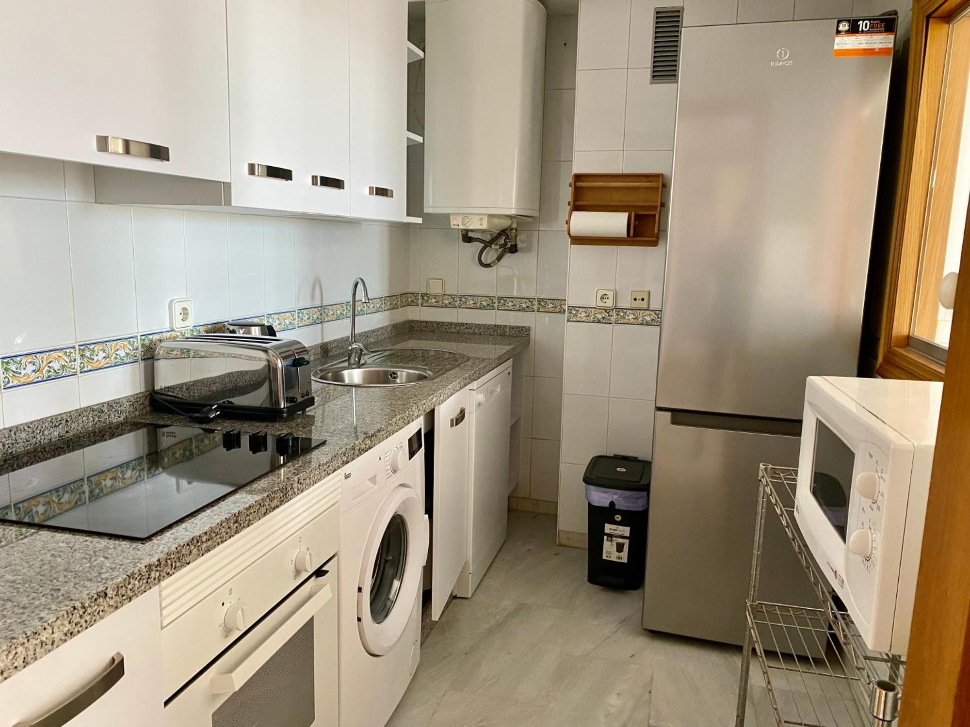 Apartamento Seafront In Marbella With Pool And Garage Exterior foto